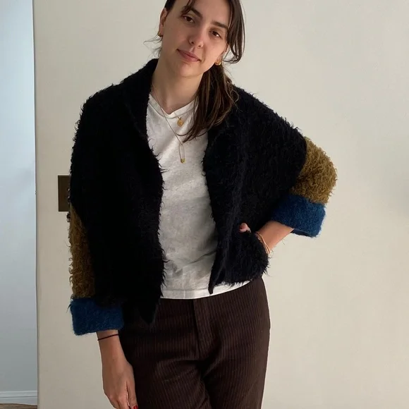 Short cardi! - Picture 5 of 5